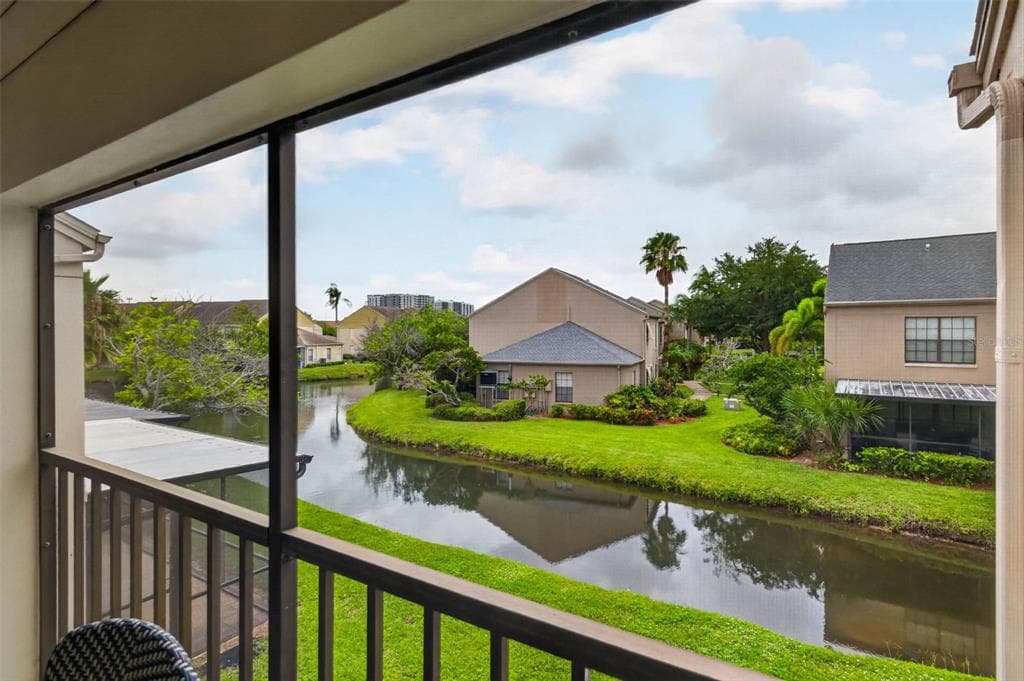 2490 HERON TERRACE #F203 photo 22