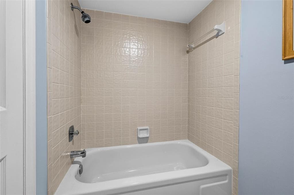2490 HERON TERRACE #F203 photo 15