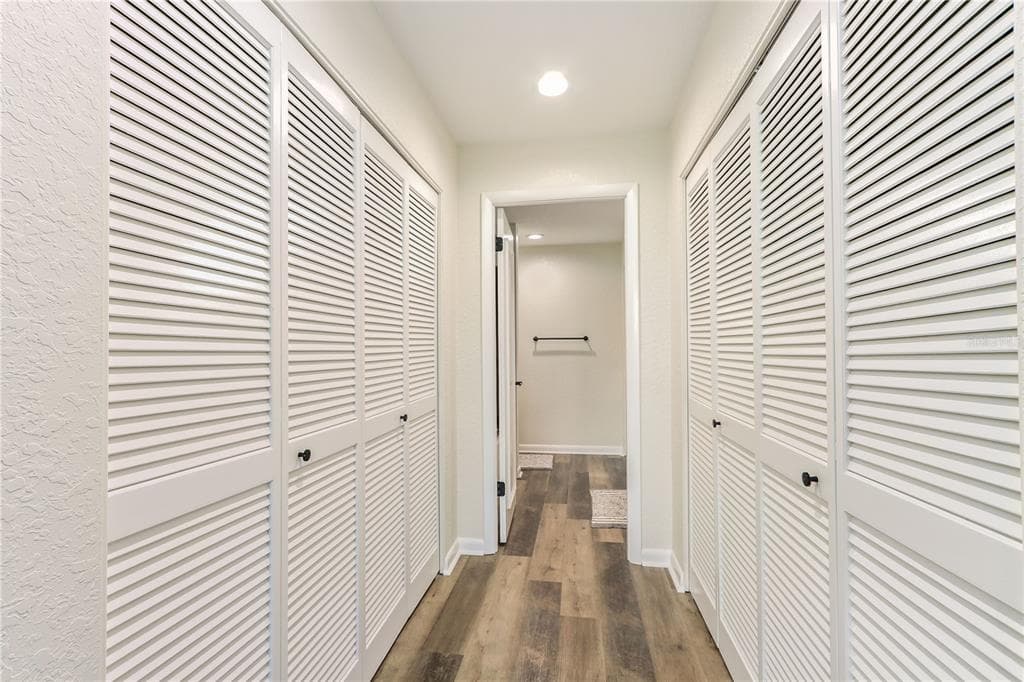 4 BELLEVIEW BOULEVARD 205 photo 19