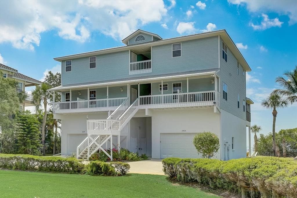 2424 BAY DRIVE 2424/2426 photo 2