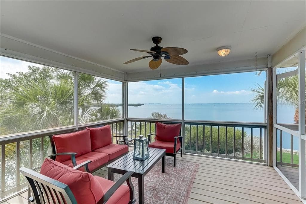 2424 BAY DRIVE 2424/2426 photo 22