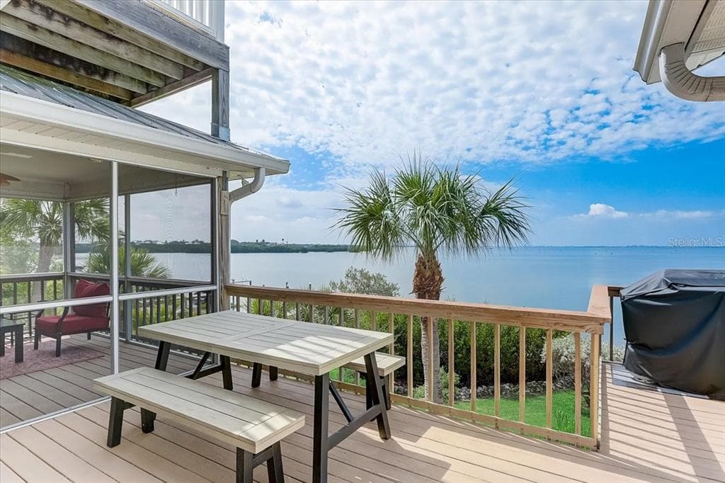 2424 BAY DRIVE 2424/2426 photo 24