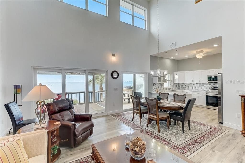 2424 BAY DRIVE 2424/2426 photo 8