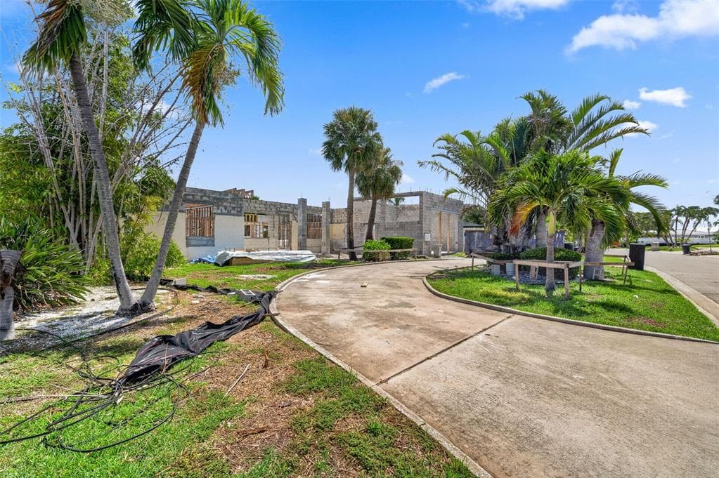 246 BAYSIDE DRIVE photo 3