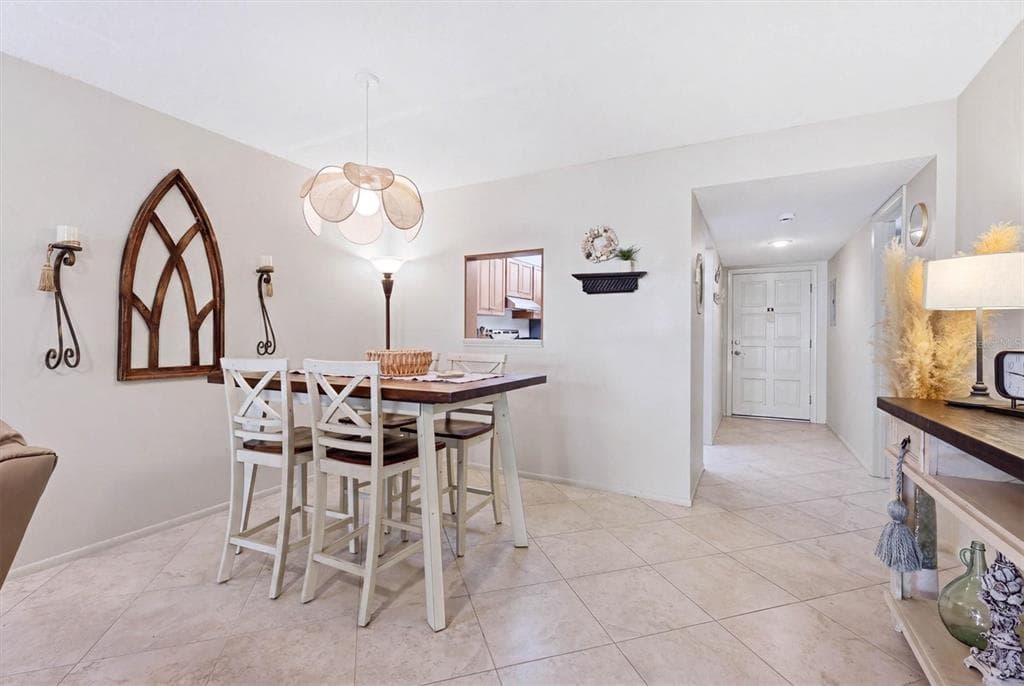220 SANTA MARIA STREET 139 photo 17