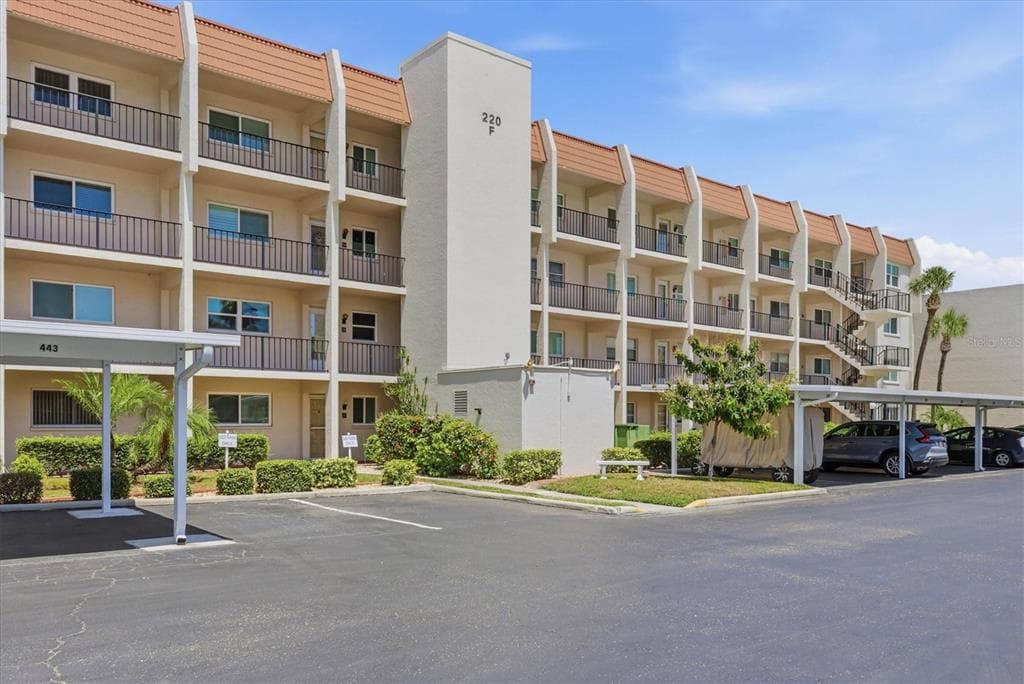 220 SANTA MARIA STREET 139 photo 7