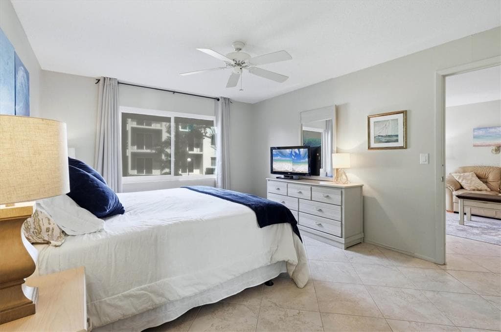 220 SANTA MARIA STREET 139 photo 24