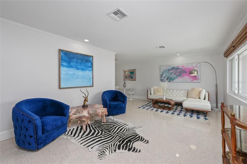 223 PINECREST DRIVE photo 14