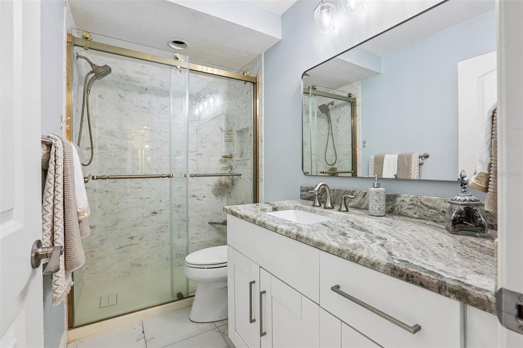 770 ISLAND WAY N204 photo 22