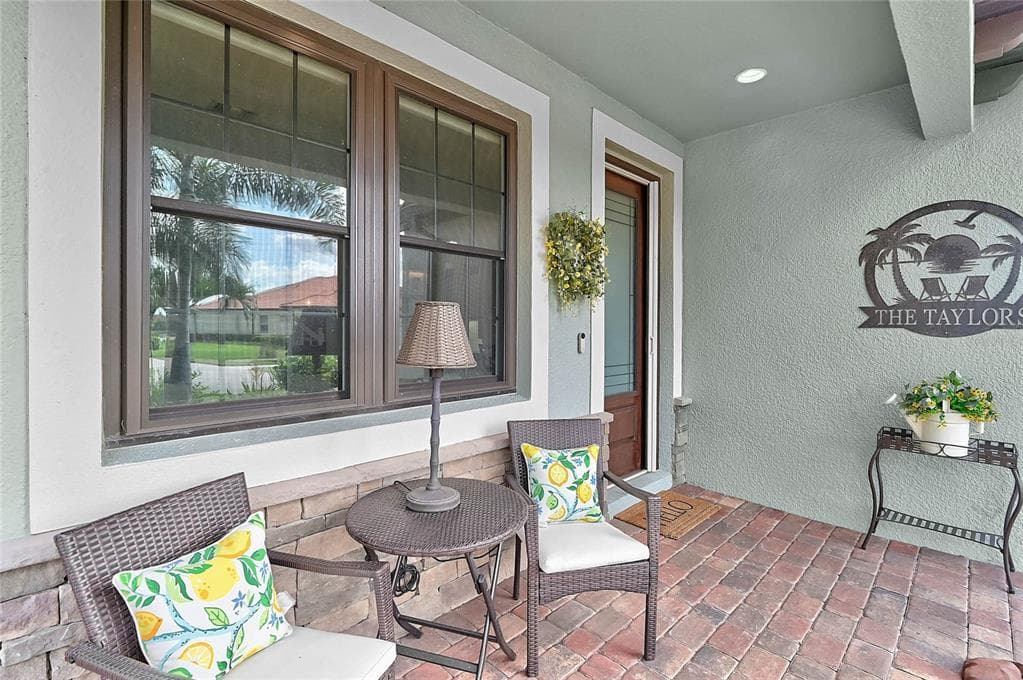 20275 GRANLAGO DRIVE photo 2