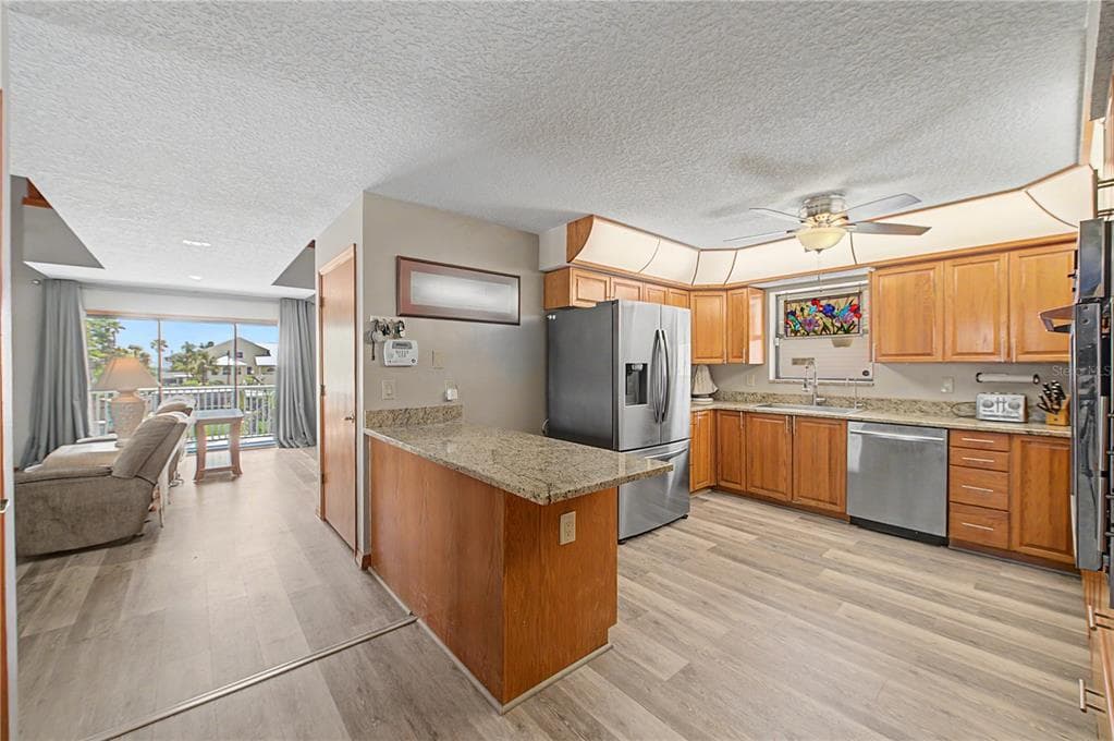 13337 SUSAN DRIVE photo 16