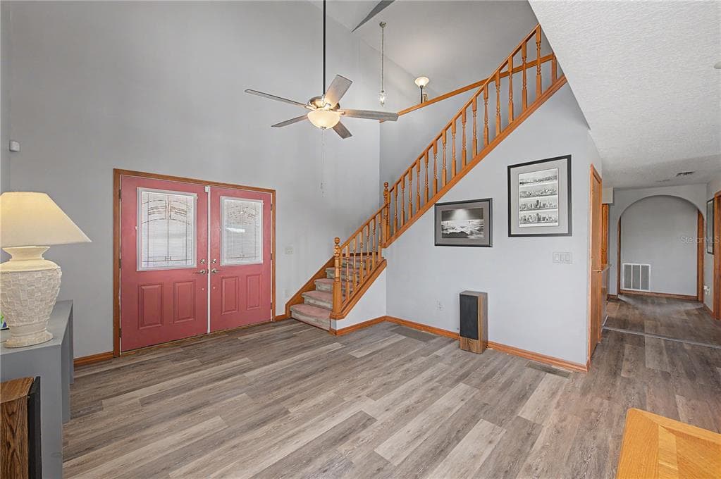 13337 SUSAN DRIVE photo 9