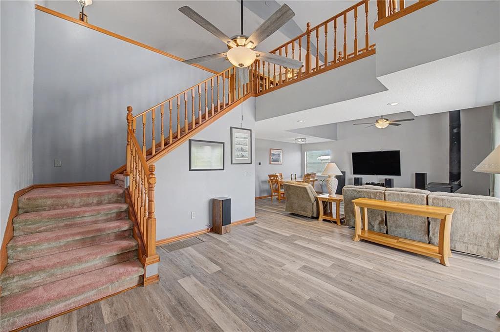 13337 SUSAN DRIVE photo 10