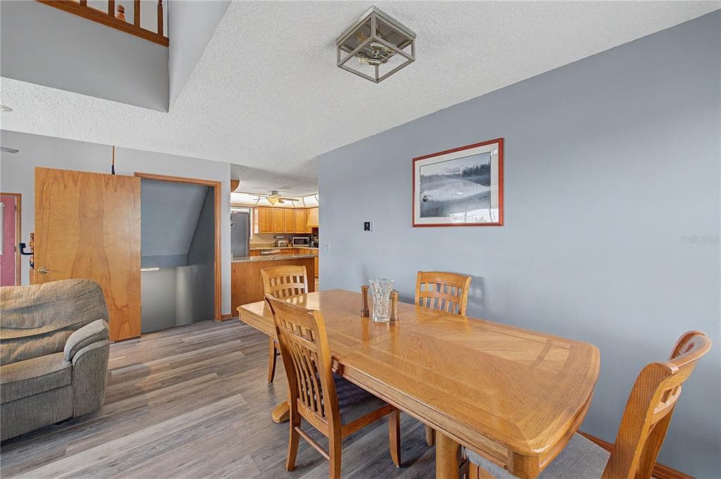 13337 SUSAN DRIVE photo 15