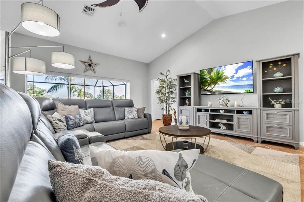 373 EDEN DRIVE photo 11