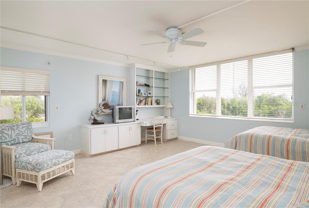 2675 GULF OF MEXICO DRIVE 204 photo 22
