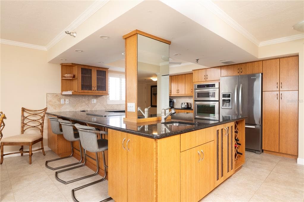 2675 GULF OF MEXICO DRIVE 204 photo 11