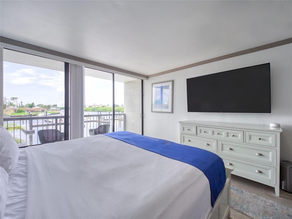 7150 N TAMIAMI TRAIL N409 photo 8