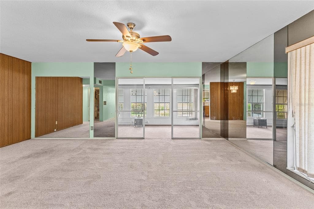 5702 ESPANOLA AVENUE photo 12