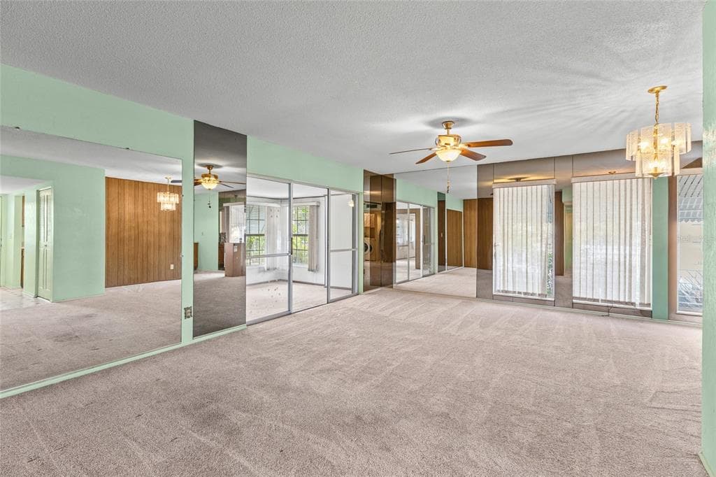 5702 ESPANOLA AVENUE photo 8