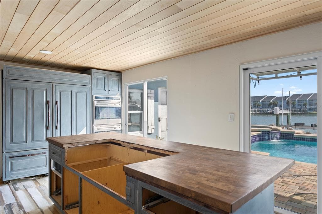10038 S YACHT CLUB DRIVE photo 12