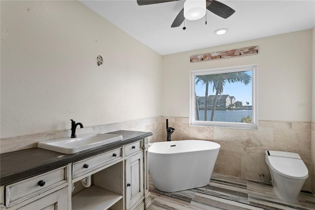 10038 S YACHT CLUB DRIVE photo 20