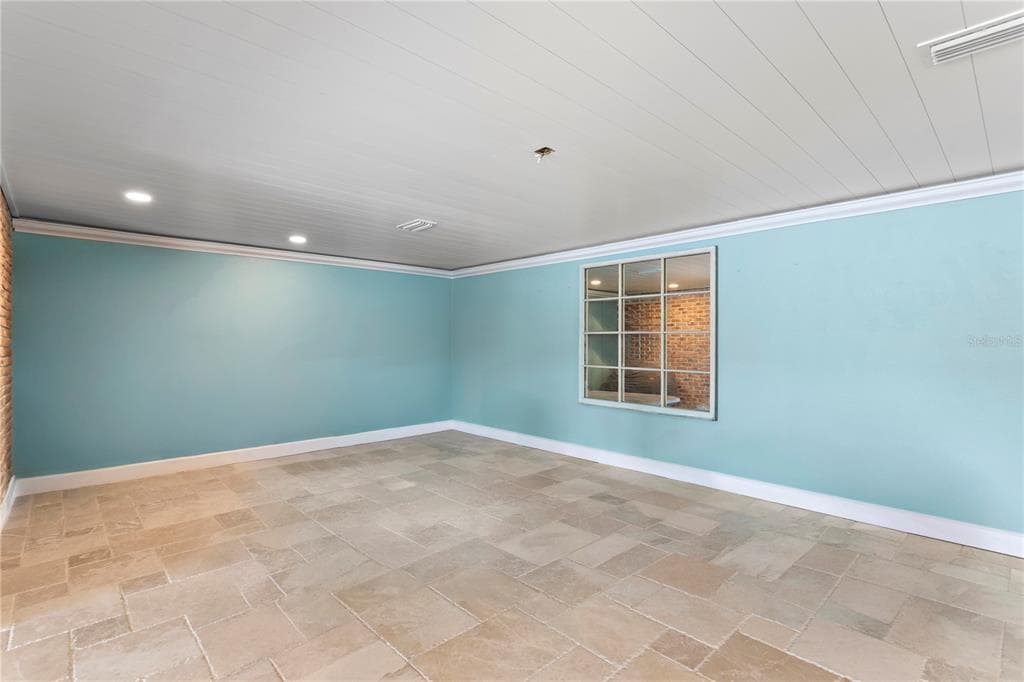 10038 S YACHT CLUB DRIVE photo 9