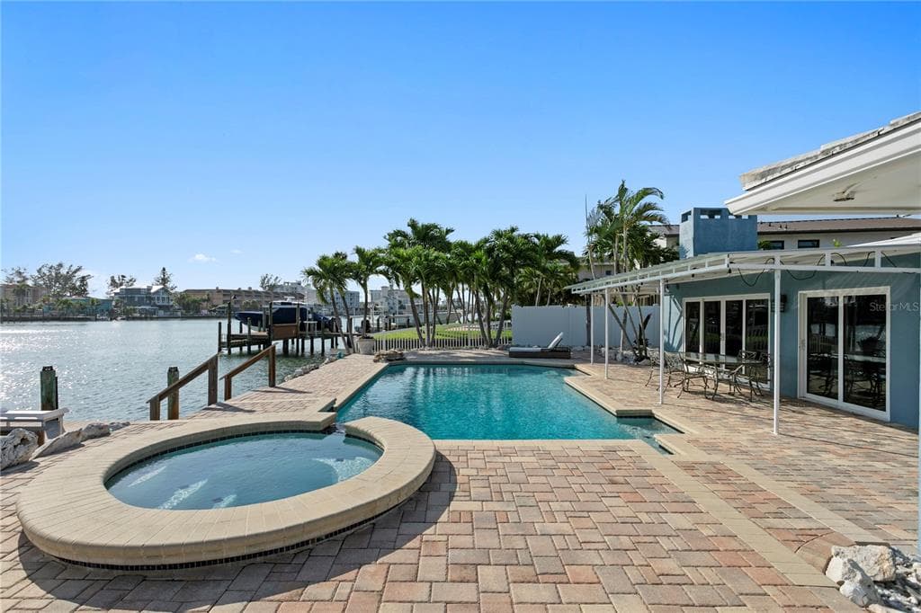10038 S YACHT CLUB DRIVE photo 24