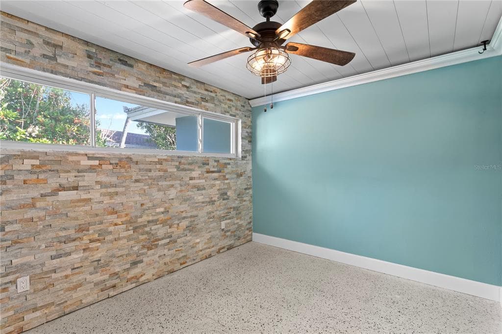 10038 S YACHT CLUB DRIVE photo 14