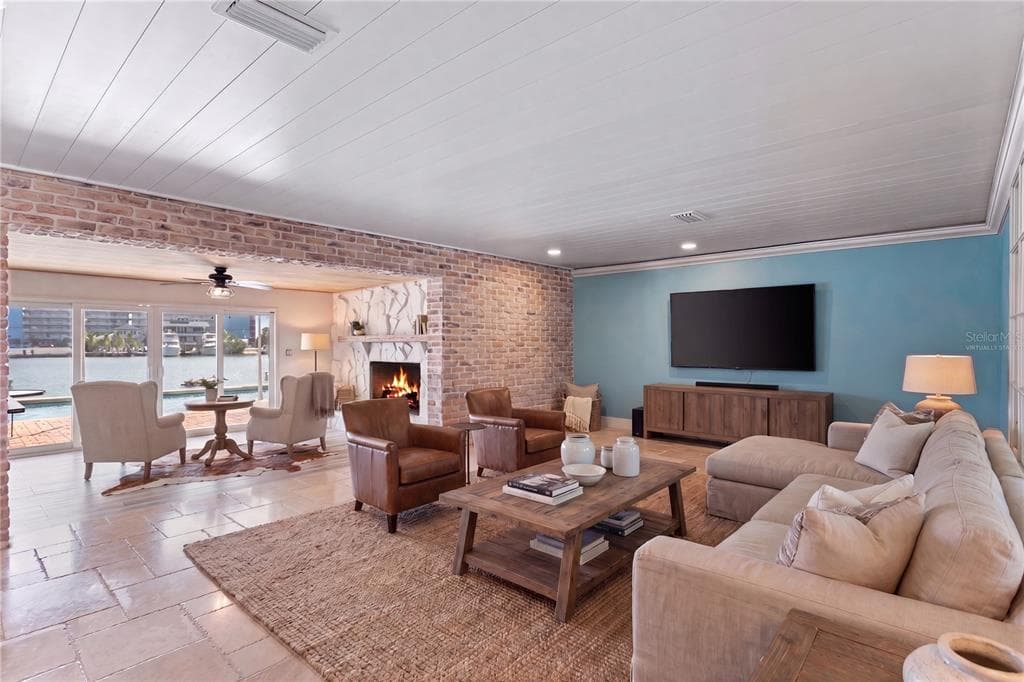 10038 S YACHT CLUB DRIVE photo 8