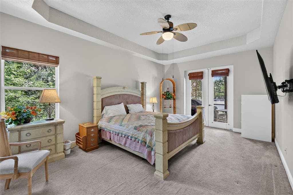 720 NORTHWEST SNUG HARBOR ROAD photo 11