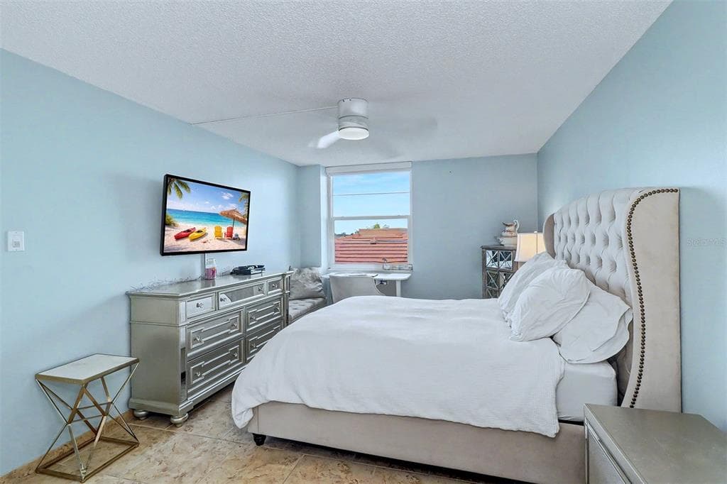 6145 SUN BOULEVARD 306 photo 17