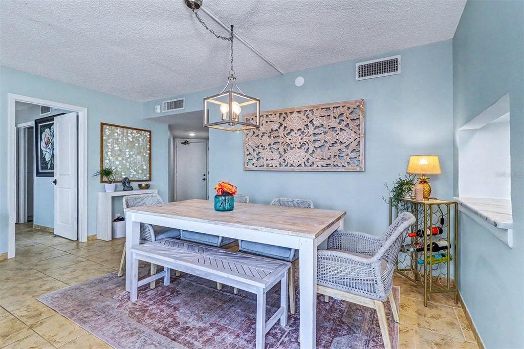 6145 SUN BOULEVARD 306 photo 9