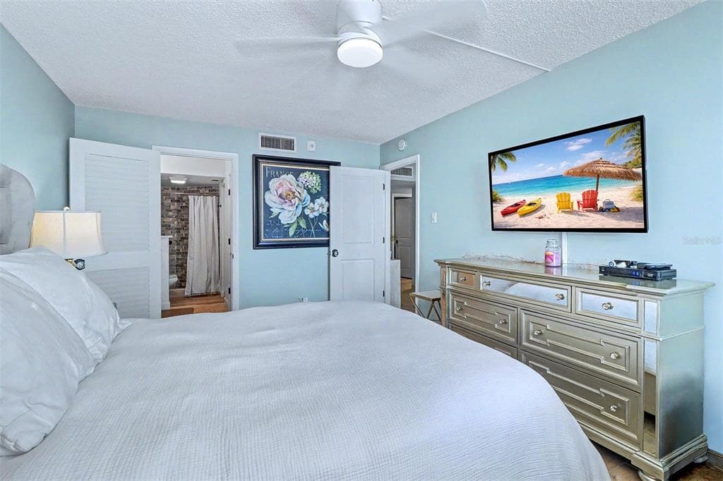 6145 SUN BOULEVARD 306 photo 19