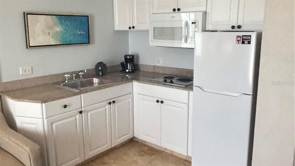 5500 GULF BOULEVARD 7221 photo 9