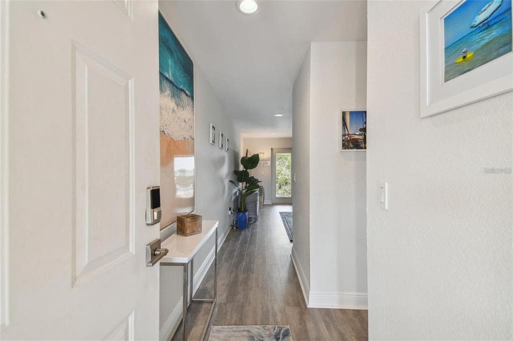 1125 PINELLAS BAYWAY S 302 photo 7
