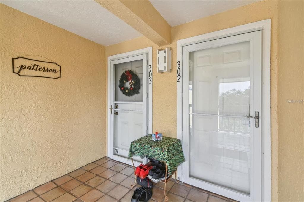 1125 PINELLAS BAYWAY S 302 photo 5