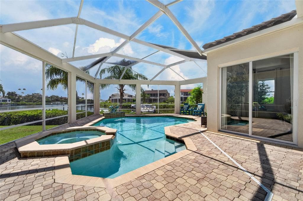 6203 MARBELLA BOULEVARD photo 4