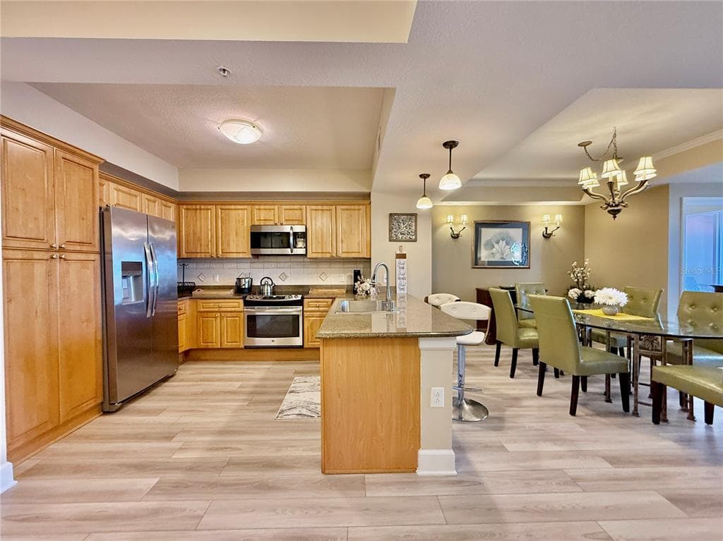 200 OCEAN CREST DRIVE 408 photo 7