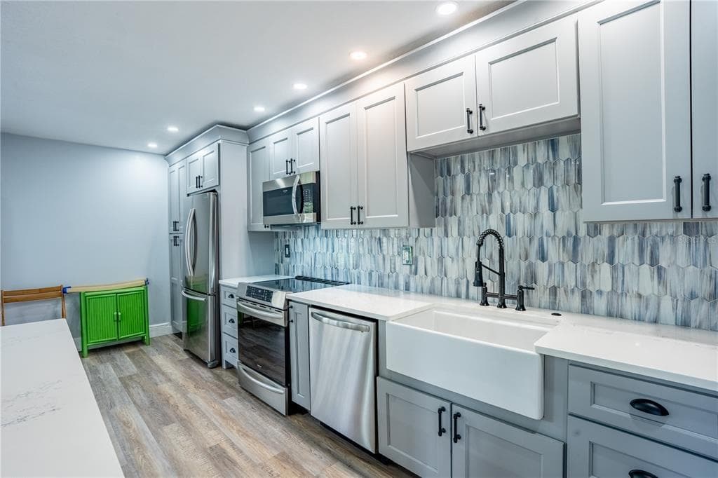 1005 S BAYSHORE BOULEVARD 102 photo 5