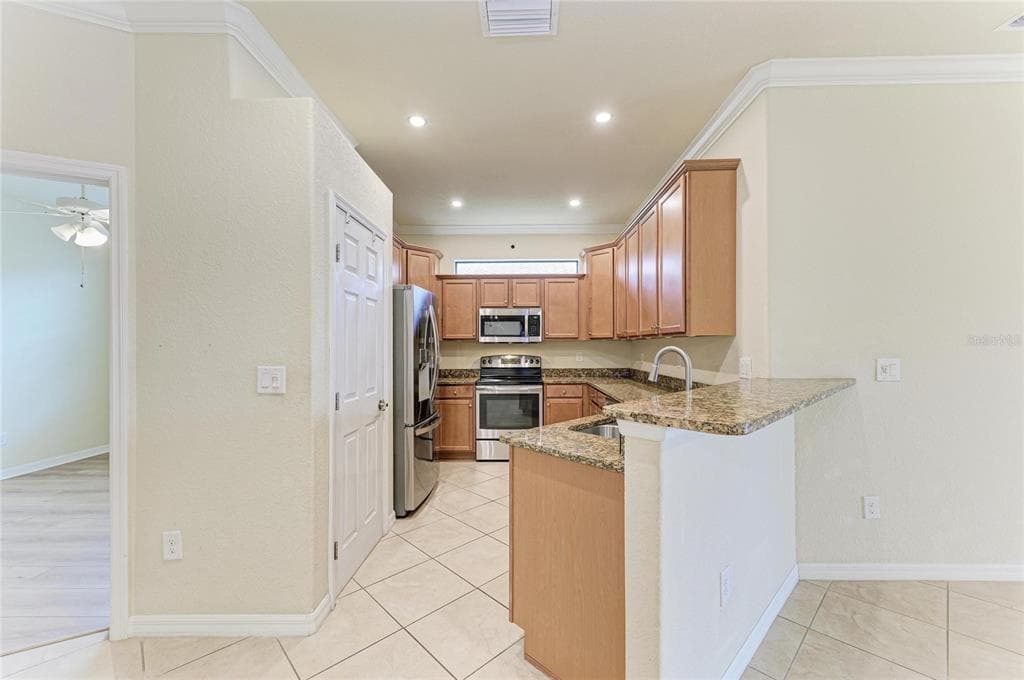 6623 CANDLESTICK DRIVE photo 15