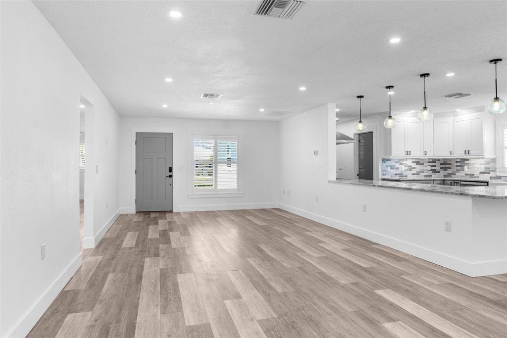 4390 6TH ISLE DRIVE photo 4