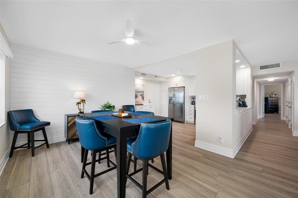 1621 GULF BOULEVARD 501 photo 23
