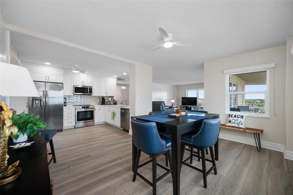 1621 GULF BOULEVARD 501 photo 24