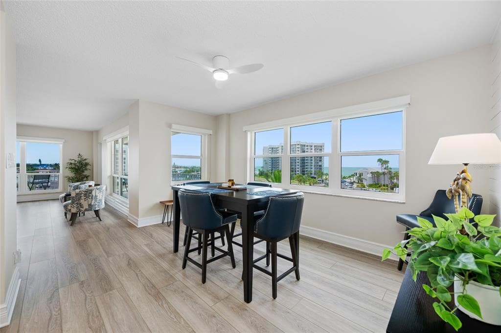 1621 GULF BOULEVARD 501 photo 25