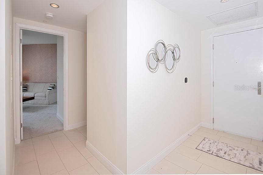 231 RIVERSIDE DRIVE 301-1 photo 13