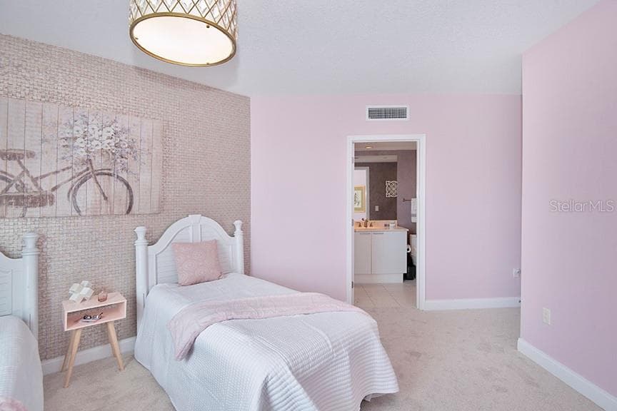 231 RIVERSIDE DRIVE 301-1 photo 19