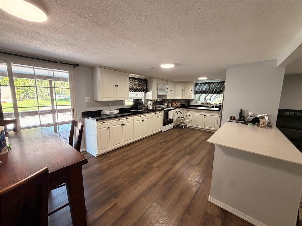 56350 ACORN ROAD photo 6
