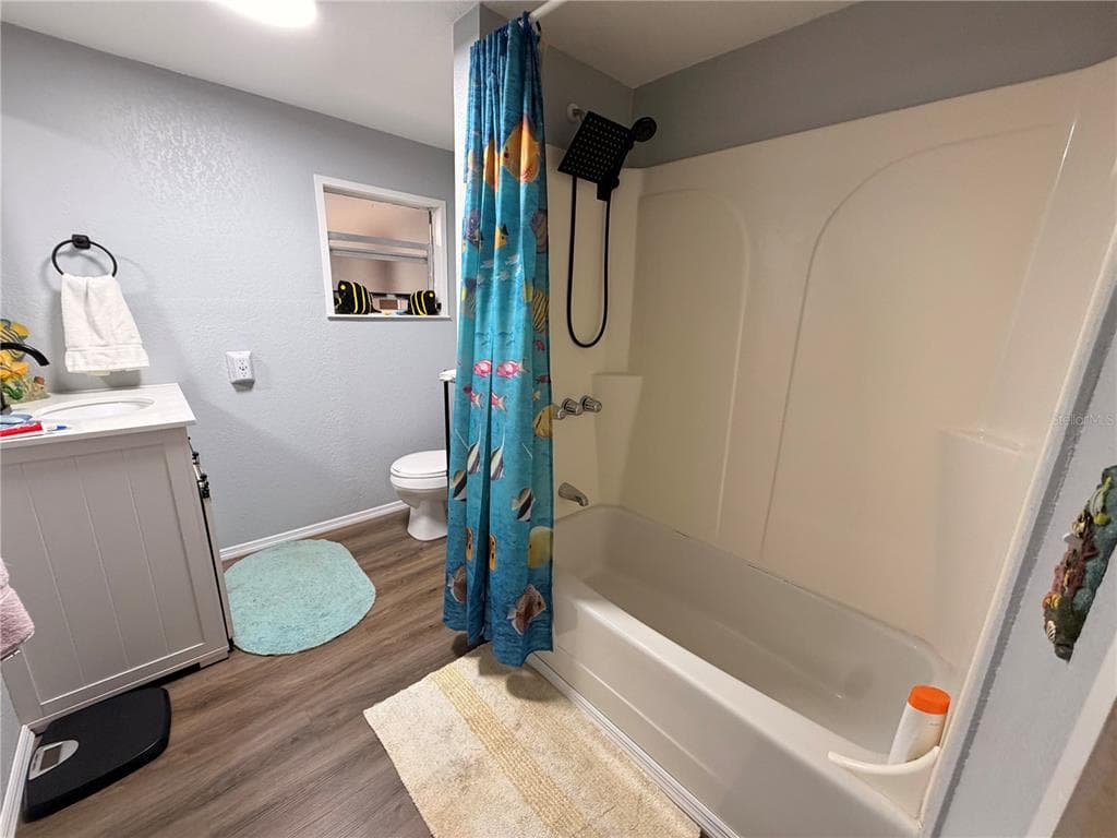 56350 ACORN ROAD photo 15