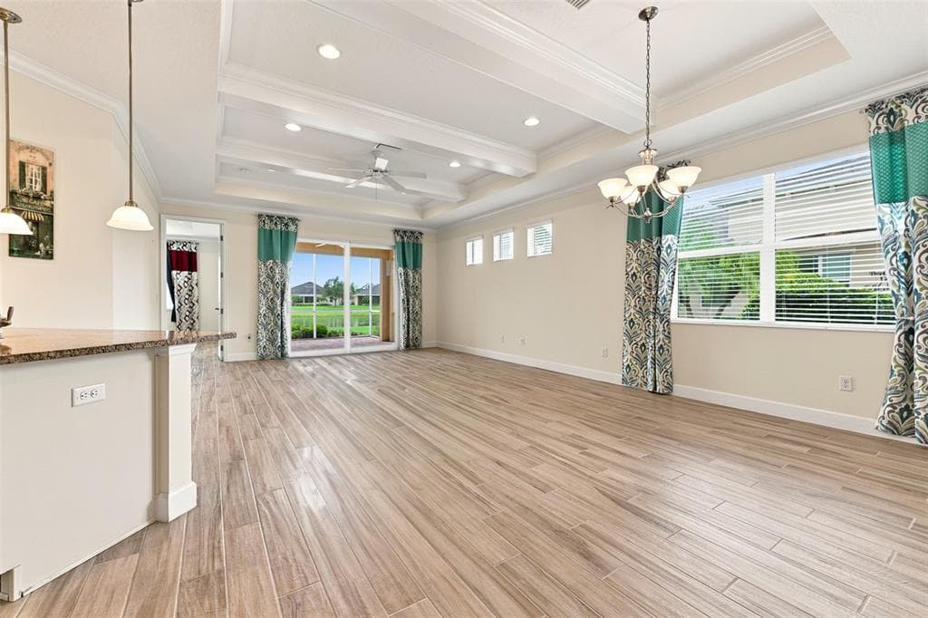 623 CHIPPER DRIVE photo 24